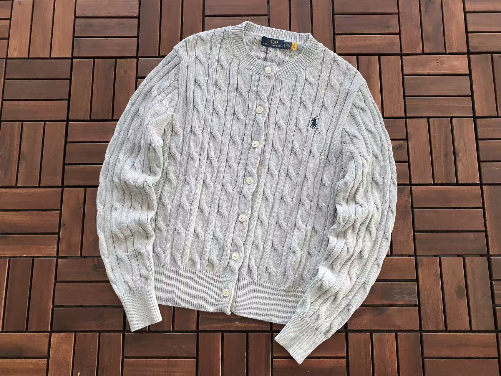 Raulph Lauren Sweater